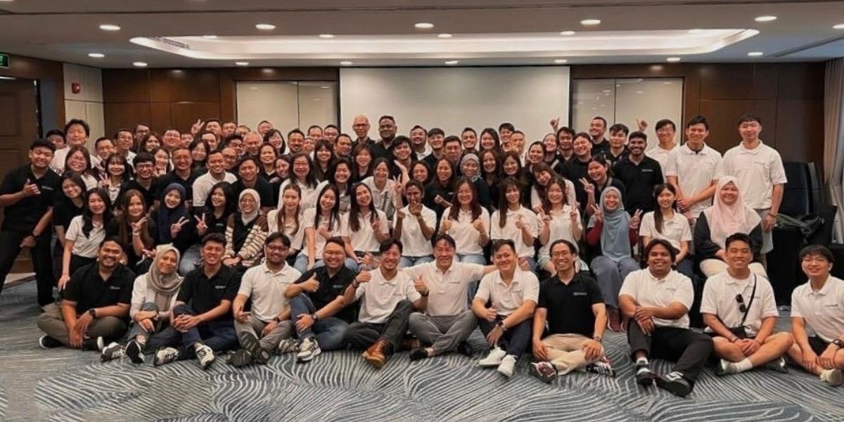 9 Dots Consulting team of consultants supporting Microsoft and Cegid business solutions across Asia-Pacific